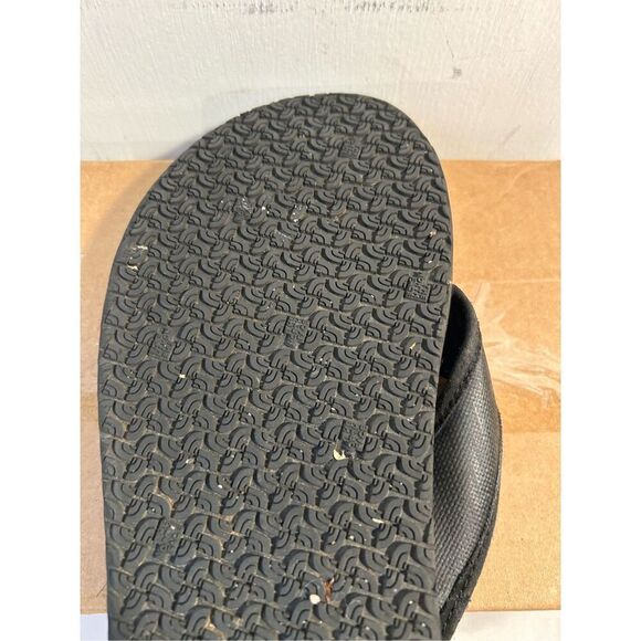 North Face flip flops waffle sandals 9? Black - Picture 3 of 3